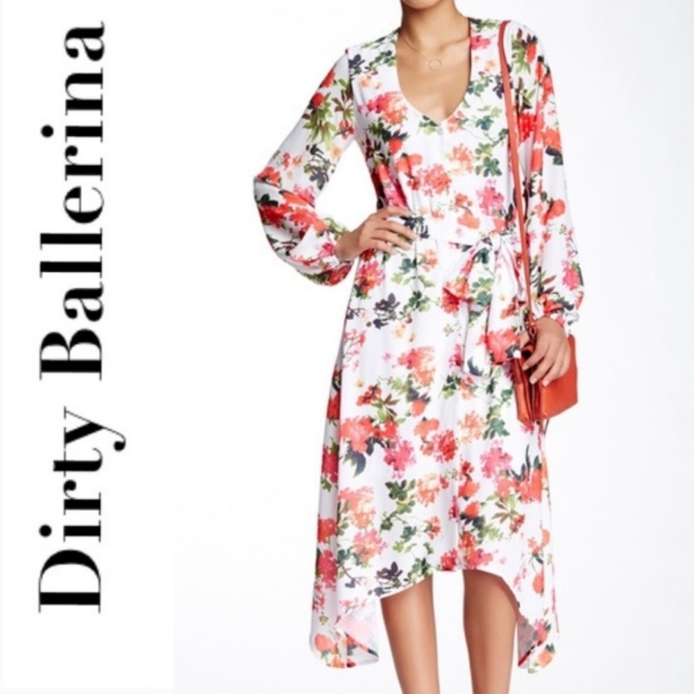 Floral spring dress with long sleeves